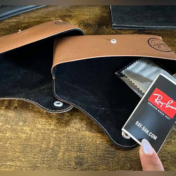 Ray Ban Sunglass Cases - Picture 3 of 4